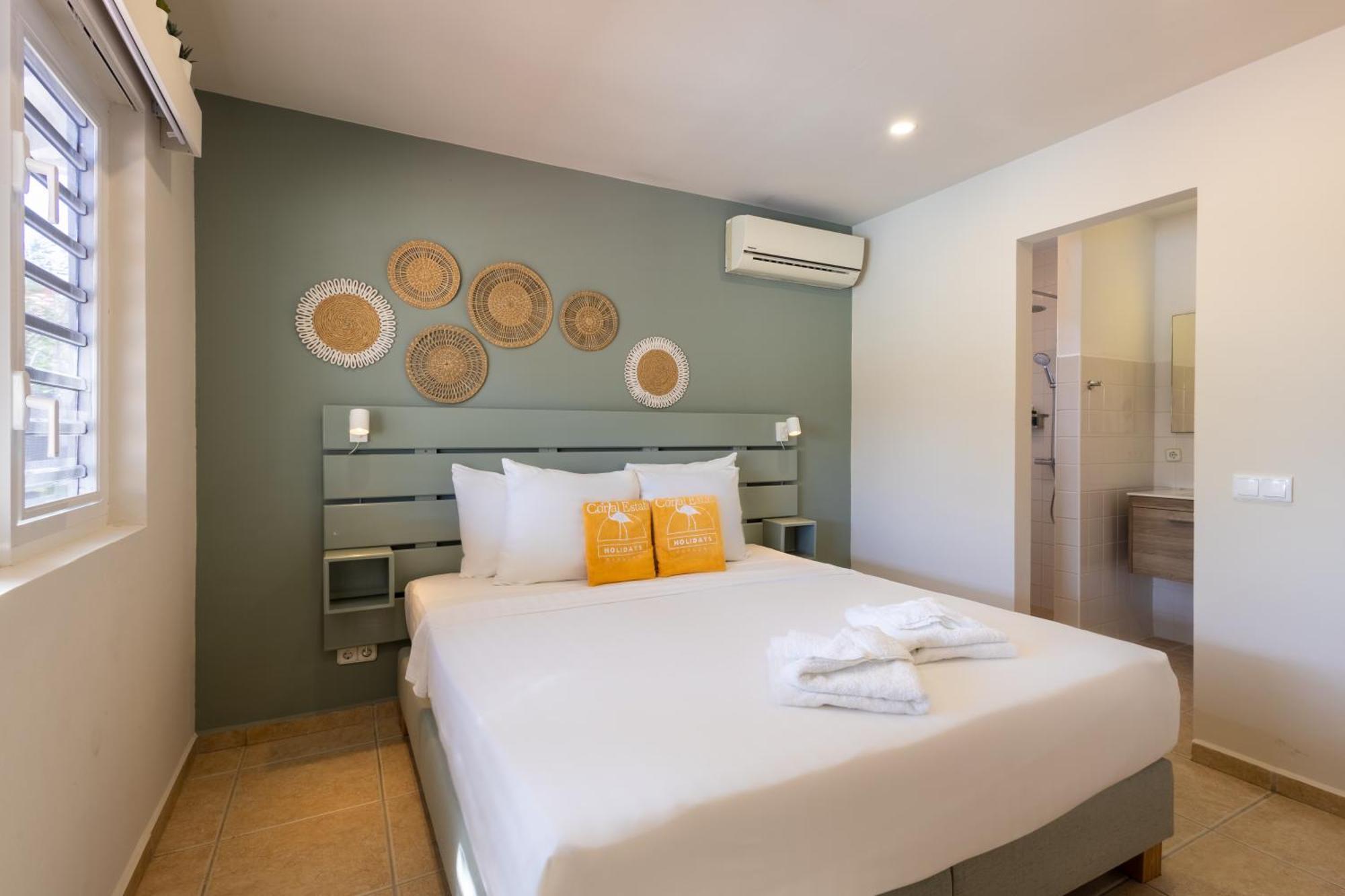 Coral Estate Holidays Willibrordus Phòng bức ảnh